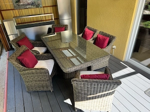 Hochwertige Garten- Terrassenmöbel aus Rattan inkl. Box