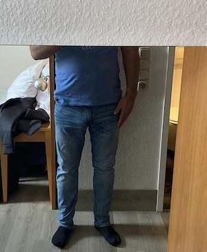 Erfahrener Genießer sucht eine Hauptdarstellerin für sinnliche Stunde