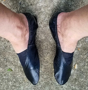 Ballettschläppchen, Gymnastikschuhe - Er sucht Ihn Bild 2