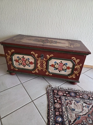 Antike, bemalte Bauerntruhe, Alpenländischer Stil, ca. 1880