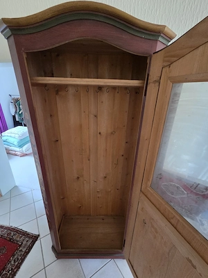 Prachtvoller Bauern- Dielenschrank m. Bemalung Heiliger Florian Bild 8