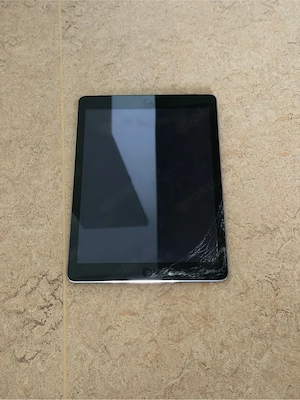 iPad Air (1. Generation) 16 GB + Cellular   voll funktionsfähig + Zubehör Bild 2