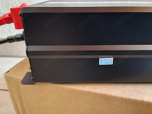 Reiner Sinus Wechselrichter 4000W 12V 220V, USB-A, Funk-Fernbedienung und Batterietester Bild 7