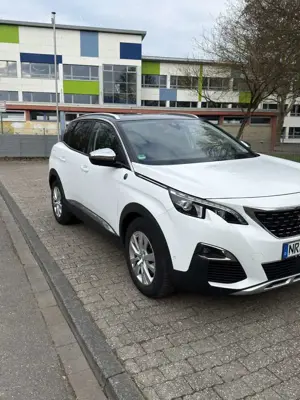 Peugeot 3008 Bild 2