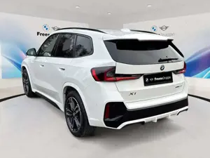 BMW X1 xDrive30e AHK 360° HEAD-UP PANO RFK HIFI LED Bild 4