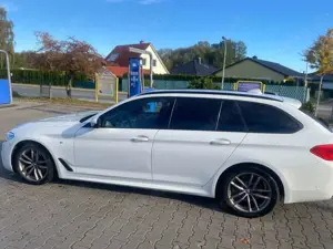 BMW 520 520d xDrive Touring Aut. Sport Line (2017-2019)