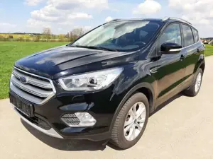 Ford Kuga Titanium 2.0 TDCI Navi SHZ Tempo LHZ CAMERA