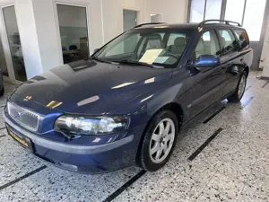 Volvo V70 2.4 Premium*Xenon*Leder*Klimaaut.*AHK*Mod.2003*