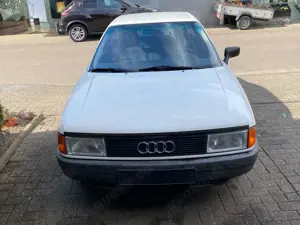Audi 80