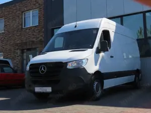 Mercedes-Benz Sprinter Bild 2