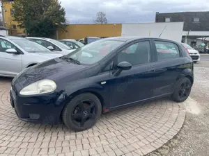 Fiat Grande Punto 1.2 8V Active im guten und gepflegten Zustand Bild 2