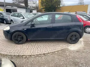Fiat Grande Punto 1.2 8V Active im guten und gepflegten Zustand Bild 3