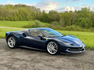 Ferrari 296 GTB Carbon, Lift, Apple CarPlay