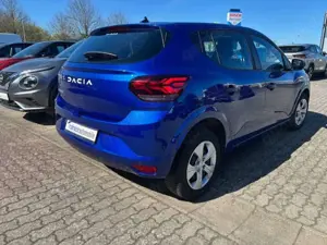 Dacia Sandero Bild 4