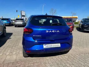 Dacia Sandero Bild 5