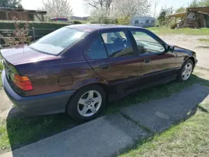 BMW 318 318i Bild 3