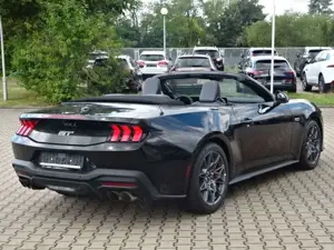 Ford Mustang Bild 3