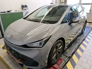 CUPRA Born PDC KLIMA LED DAB+