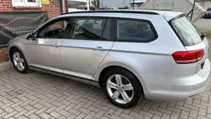 Volkswagen Passat Variant B8 2.0 TDI*Wenig KM*Scheckheft*Finanz.*Garantie* Bild 5