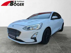 Ford Focus 2,0 Titianium Autom. + Komfort Paket