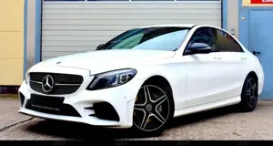 Mercedes-Benz C 300 9G-TRONIC AMG Line
