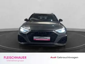 Audi RS4 Bild 2