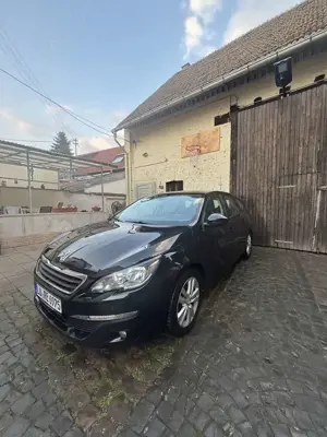 Peugeot 308 Active Bild 2