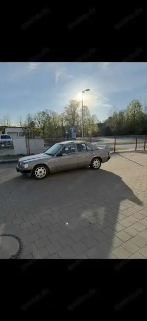 Mercedes-Benz 190 D 2.5