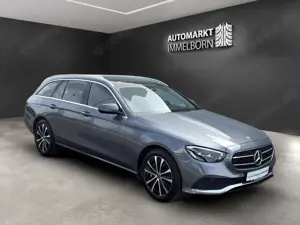 Mercedes-Benz E 300 de ALLRAD Pano*LED*Kamera*Alarm*18*DAB*
