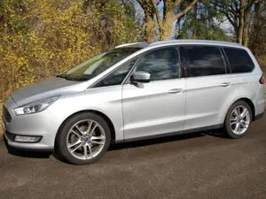 Ford Galaxy Bild 2