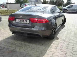 Jaguar XE Bild 2