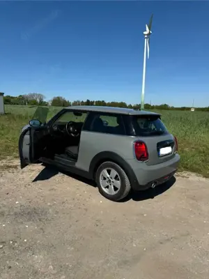 MINI Cooper Bild 3