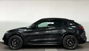 Alfa Romeo Stelvio Bild 2