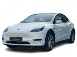 Tesla Model Y Basis RWD White/White *1.HD*