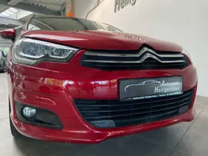 Citroen C4 Lim Klima Sitzheiz Carplay Tempomat PDC AHK