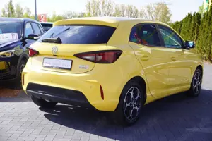 MG MG3 1.5 Hybrid Luxury Aut. LED Navi ACC 360° Bild 5
