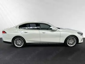 BMW 540 d xDrive Autobahnass.|DAProf.|Standhzg.|HUD Bild 2