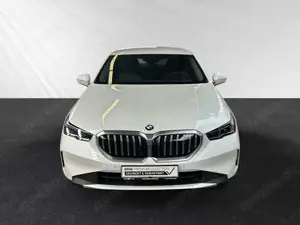 BMW 540 d xDrive Autobahnass.|DAProf.|Standhzg.|HUD Bild 5