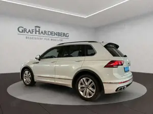 Volkswagen Tiguan 2.0 TDI Automatik R-Line 4Motion AHK ACC LED PD... Bild 4