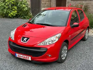 Peugeot 206 + Inspektion neu TÜV 09-2027