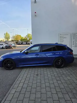 BMW 320 d xDrive Tou M Sportpak Laser Head-up-Display