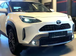 Toyota Yaris Cross Hybrid AWD-i Adventure