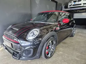 MINI John Cooper Works AUTOMATIK/CAM/NAVI/HK