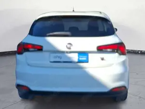 Fiat Tipo 1.4 T-Jet S-Design Navi R-Kamera DAB