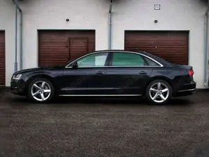 Audi A8 A8 3.0 TDI DPF quattro tiptronic