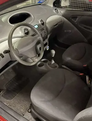 Toyota Yaris Bild 4