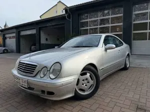 Mercedes-Benz CLK 200 KOMPRESSOR AVANTGARDE Xenon