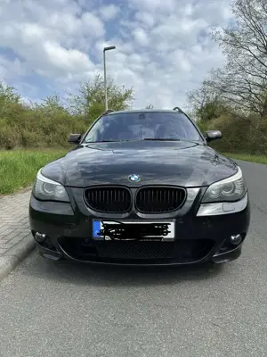 BMW 530 530d Touring Sport-Aut. Vollausstattung.
