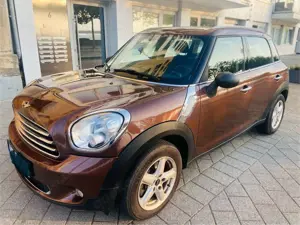 MINI Cooper Countryman Braun Metallic