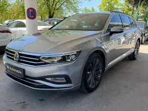 Volkswagen Passat Variant *ACC*IQ.LIGHT*MASSAGE*